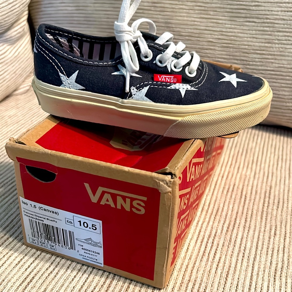 NWB toddler size 10.5 VANS